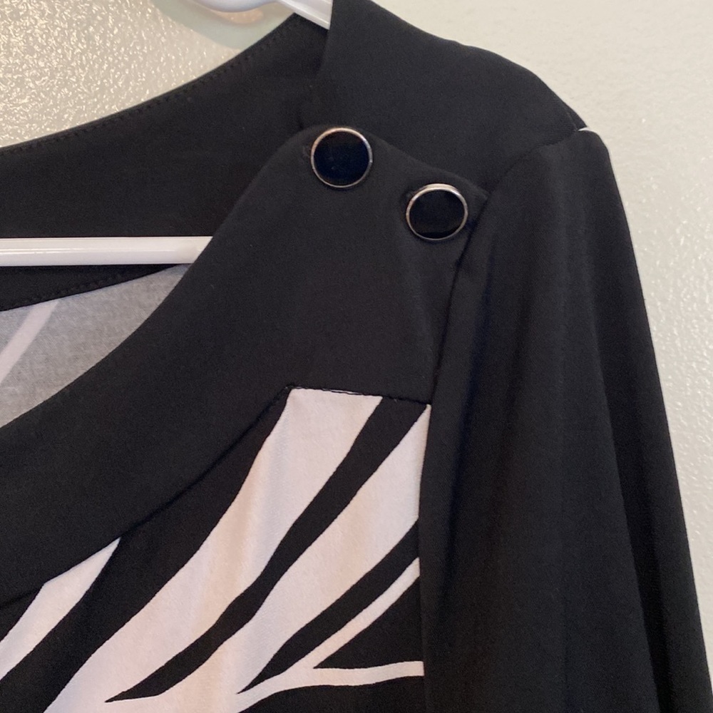 WHITE House Black Market 3/4 sleeve stunning dress medium - Picture 3 of 9